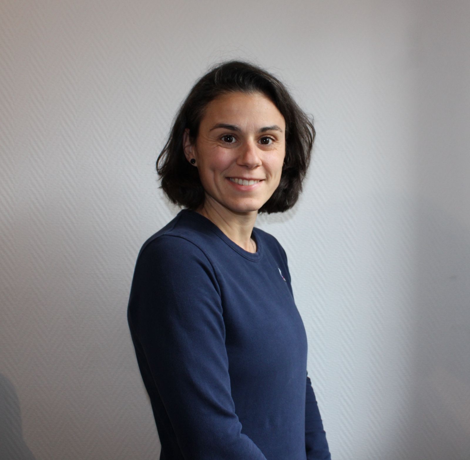 Mélissa Micaletto, responsable du basketball féminin chez ProcessUS, elle accompagne les joueuses de basketball dans leur projet universitaire et sportif aux États-Unis avec ProcessUS.
